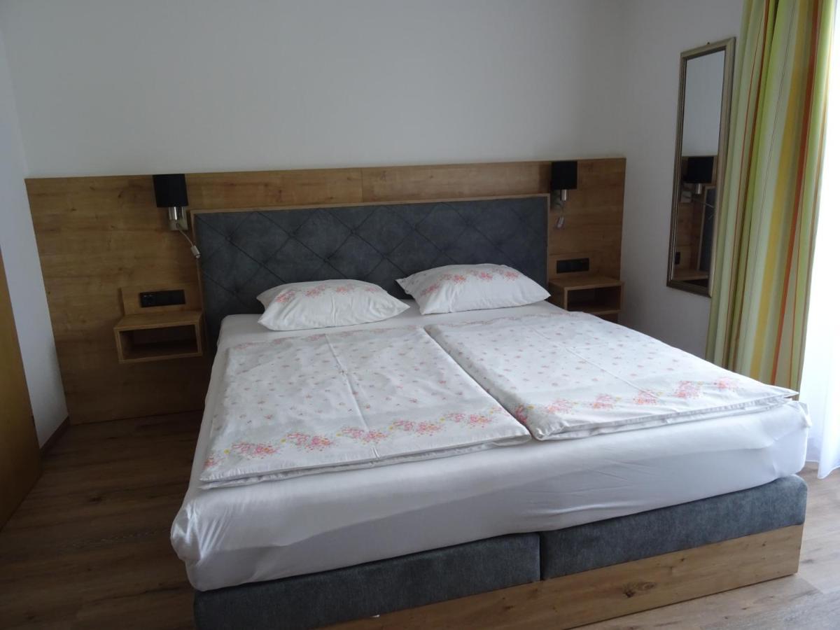 Haus Beutle Apartment Schladming Bagian luar foto
